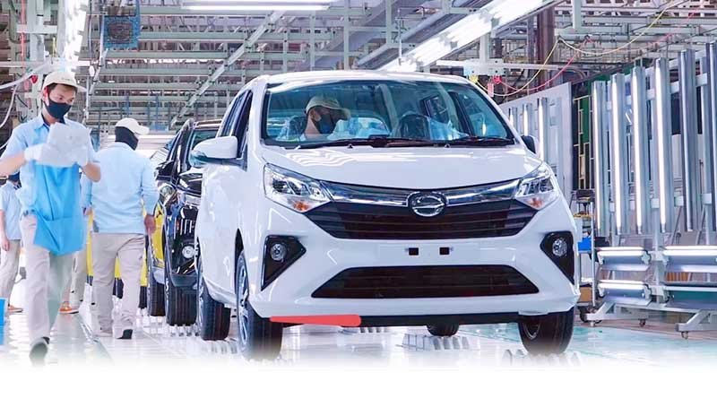 Daihatsu Sigra Paling Laris Mengalahkan Honda Brio